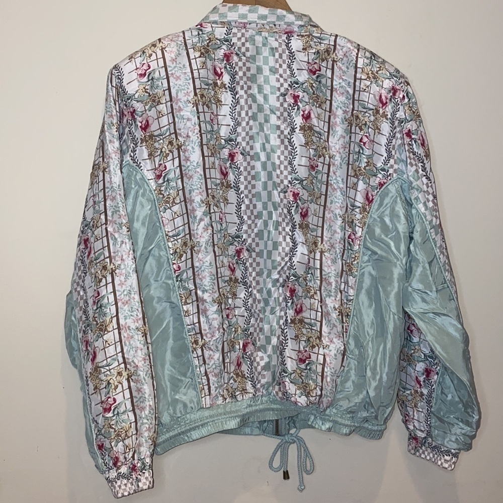VINTAGE Hunt Club Light Green Floral Jacket 100% Silk Size Large - Picture 7 of 11